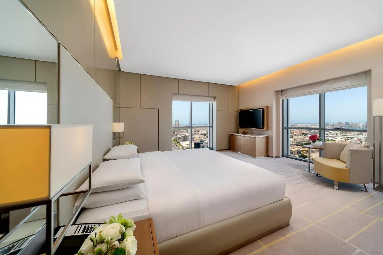 Hyatt Regency Dubai Creek Heights Hotel 5*,