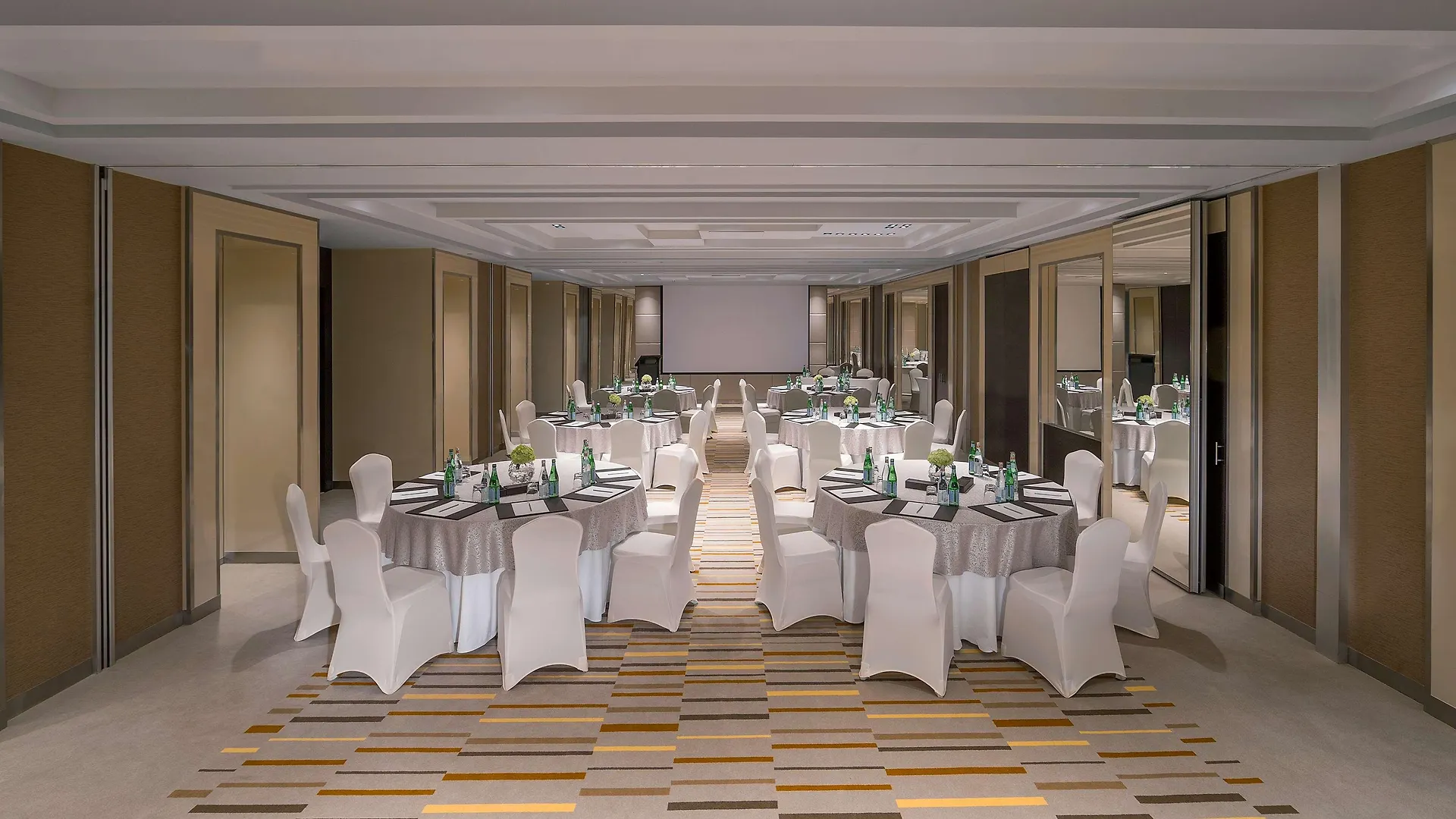 Hyatt Regency Dubai Creek Heights Hotel