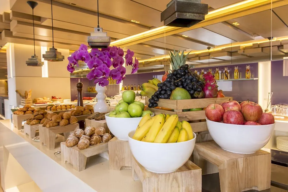 Hyatt Regency Dubai Creek Heights Hotel